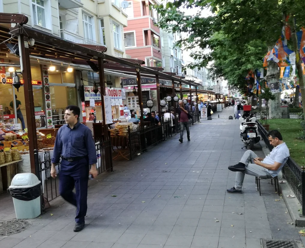 İlk bakışta kadın görmenin mümkün olmadığı Kadınlar Pazarı'nın adı neden Kadınlar Pazarı?